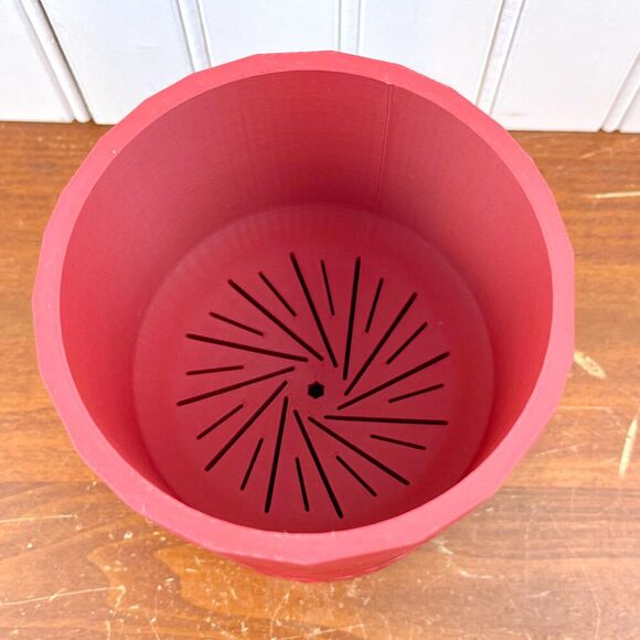 Voronoi Indoor Planter with Screw on Drip Tray, Houseplants - Picture 4 of 9